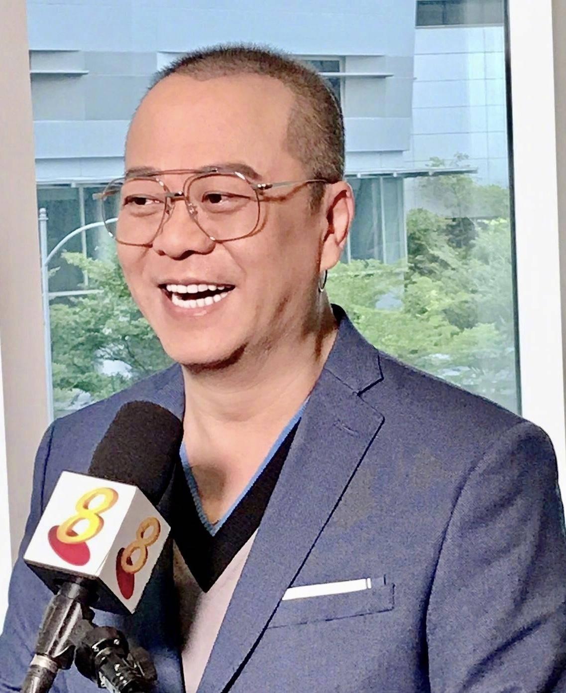 官场先锋最新,官场先锋最新，变化中的力量，学习中的自信与成就感